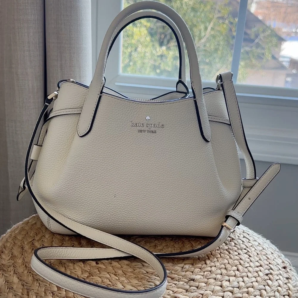 Kate Spade Dumpling Crossbody Satchel Bag - Picture 1 of 7